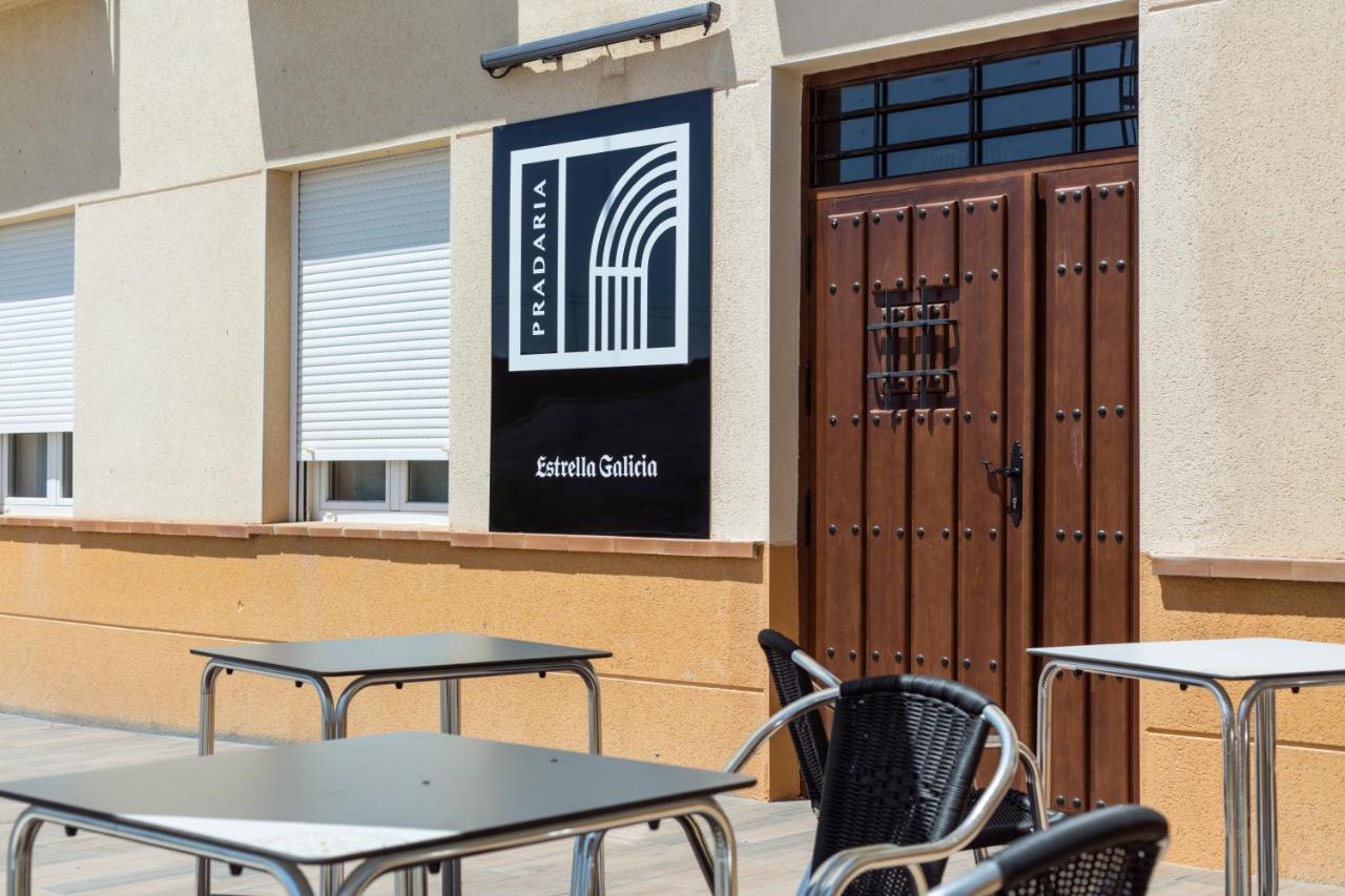 Hostal Pradaria Asador & Alojamiento Arcas Buitenkant foto