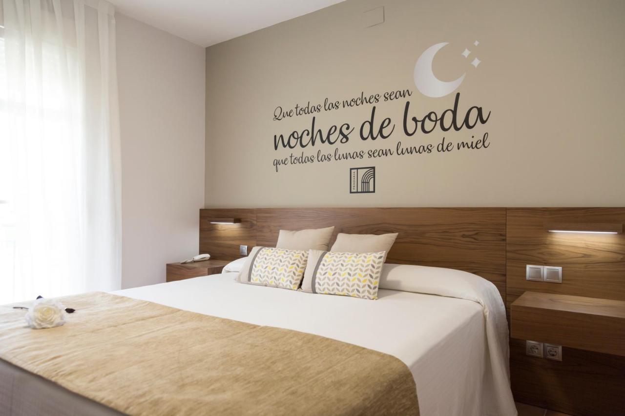 Hostal Pradaria Asador & Alojamiento Arcas Buitenkant foto