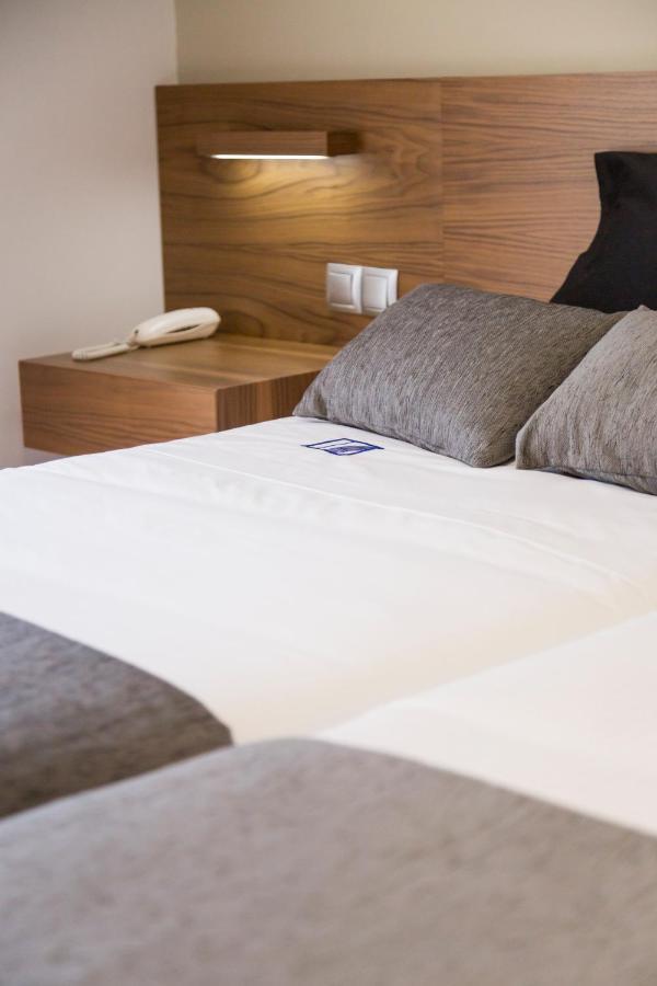 Hostal Pradaria Asador & Alojamiento Arcas Buitenkant foto