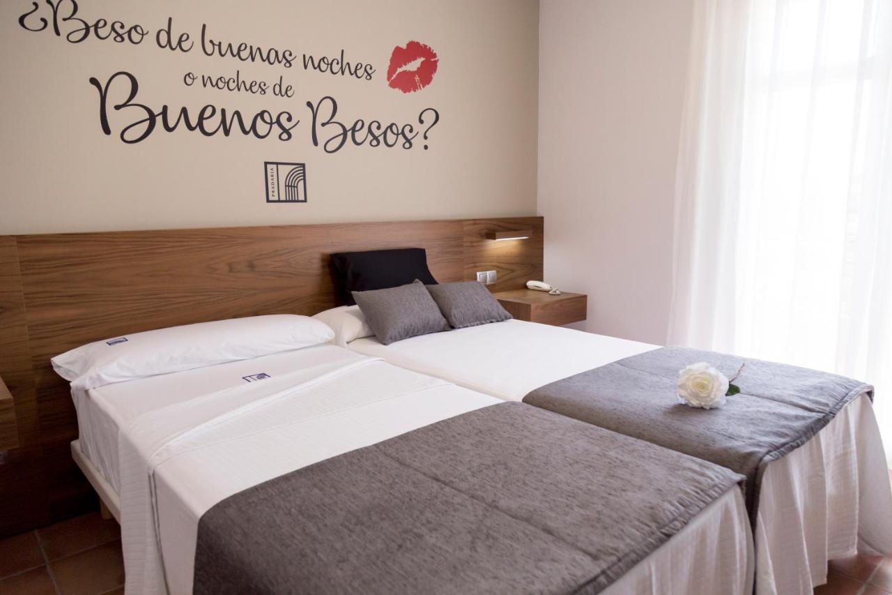 Hostal Pradaria Asador & Alojamiento Arcas Buitenkant foto