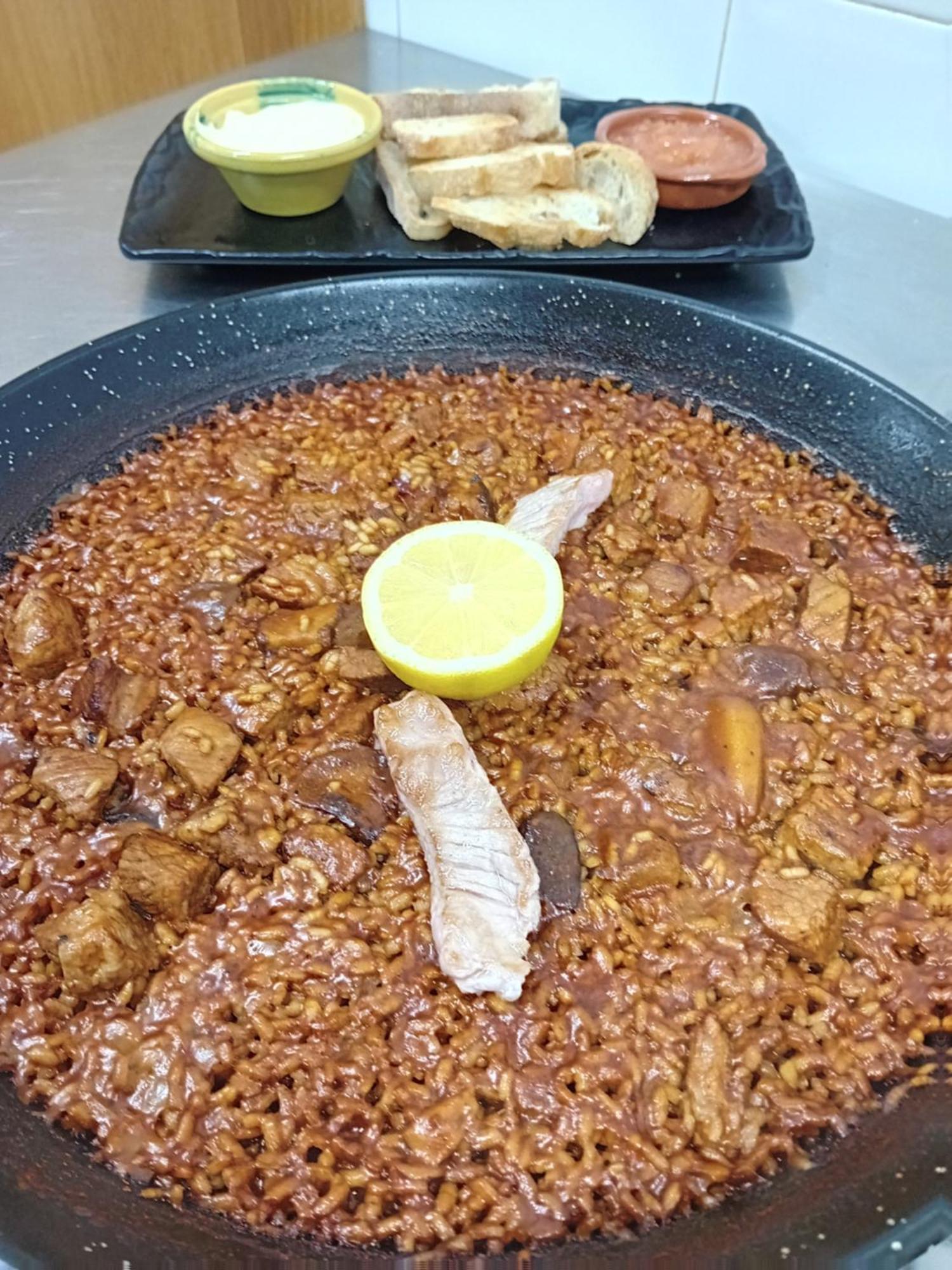 Hostal Pradaria Asador & Alojamiento Arcas Buitenkant foto