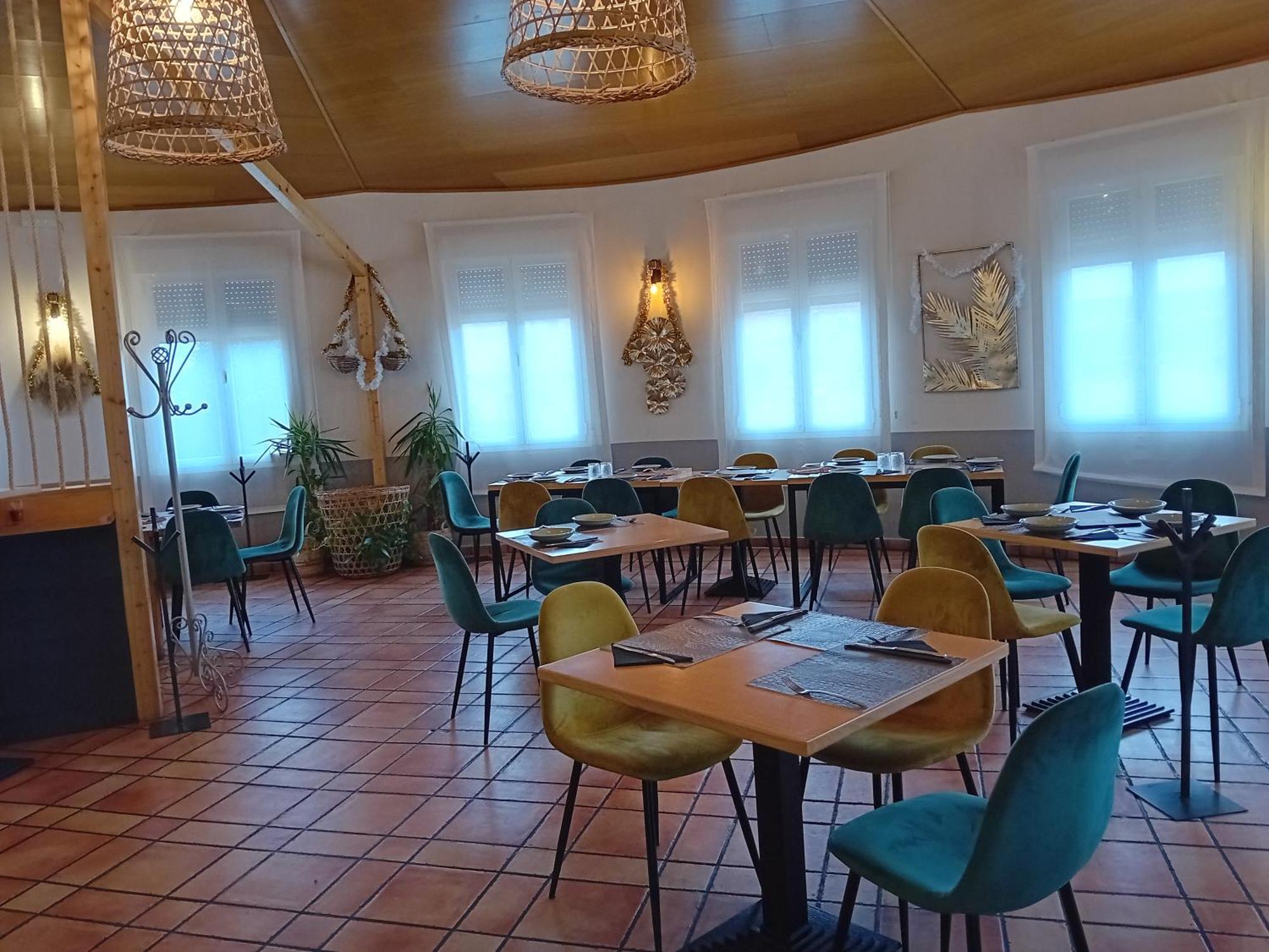 Hostal Pradaria Asador & Alojamiento Arcas Buitenkant foto