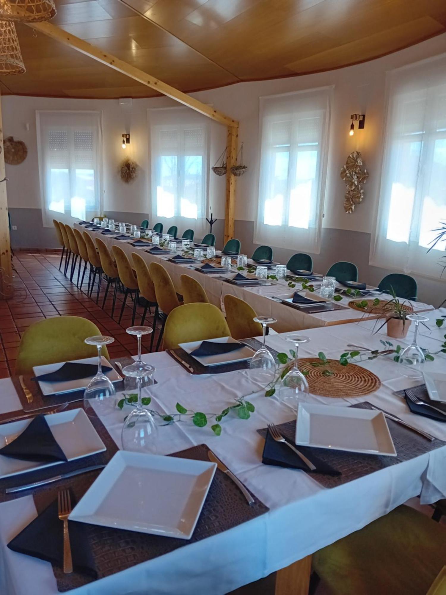 Hostal Pradaria Asador & Alojamiento Arcas Buitenkant foto